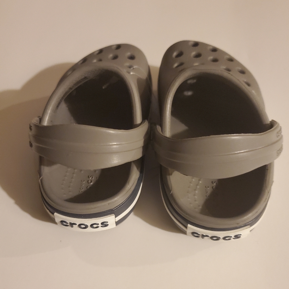 CROCS - Picture 3 of 5